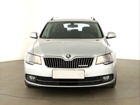 Škoda Superb, 2014 - pohled č. 2