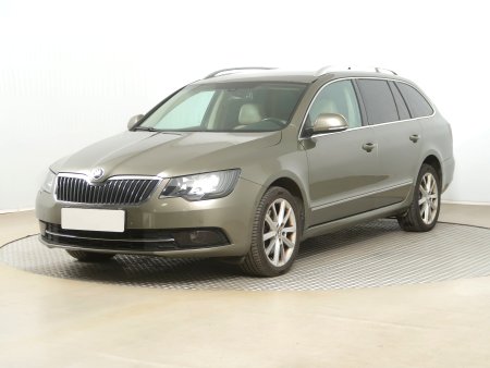 Škoda Superb, 2014 - pohled č. 3