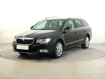 Škoda Superb, 2012 - pohled č. 3