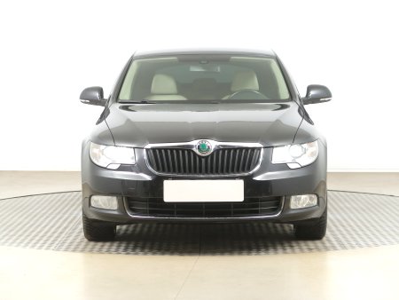 Škoda Superb, 2011 - pohled č. 2