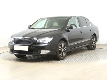 Škoda Superb, 2011 - pohled č. 3