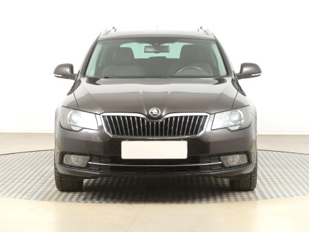 Škoda Superb, 2014 - pohled č. 2