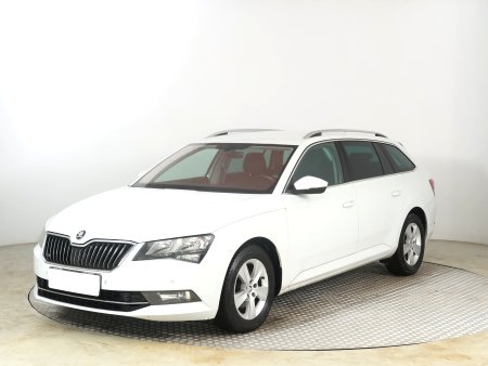 Škoda Superb, 2017 - pohled č. 3