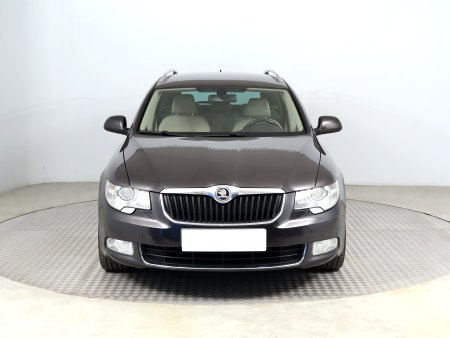 Škoda Superb, 2011 - pohled č. 2