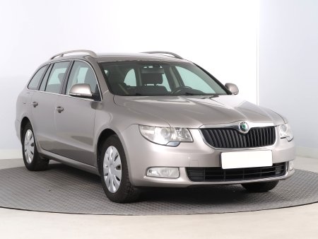Škoda Superb, 2010
