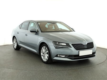 Škoda Superb, 2015