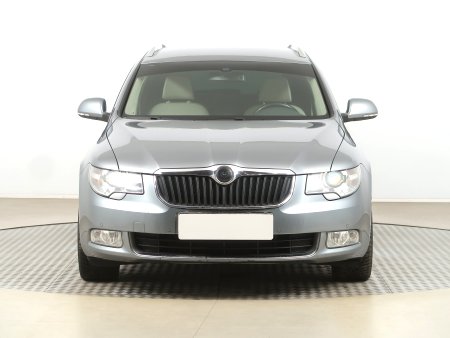 Škoda Superb, 2011 - pohled č. 2