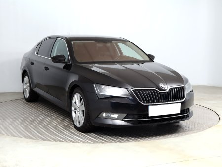 Škoda Superb, 2015