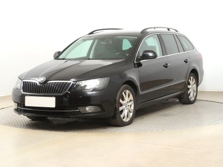 Škoda Superb, 2014 - pohled č. 3