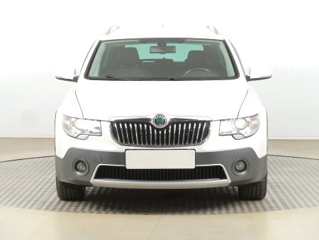 Škoda Superb, 2013 - pohled č. 2