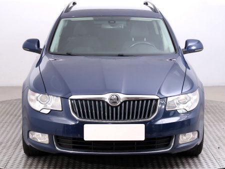 Škoda Superb, 2012 - pohled č. 2