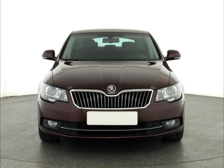 Škoda Superb, 2013 - pohled č. 2