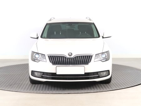 Škoda Superb, 2014 - pohled č. 2