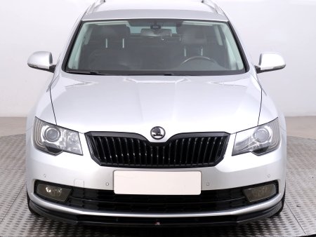 Škoda Superb, 2014 - pohled č. 2