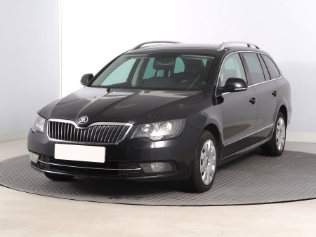 Škoda Superb, 2013 - pohled č. 3