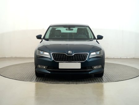 Škoda Superb, 2019 - pohled č. 2