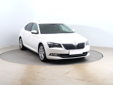 Škoda Superb, 2015