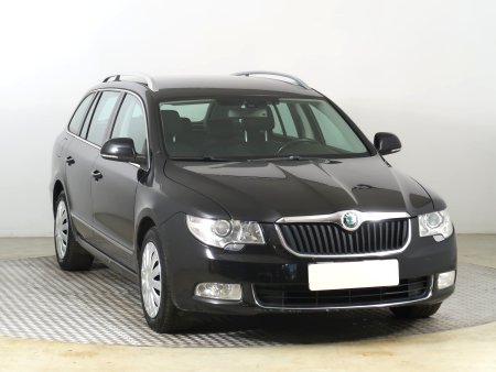 Škoda Superb, 2011