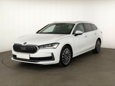Škoda Superb, 2025 - pohled č. 3