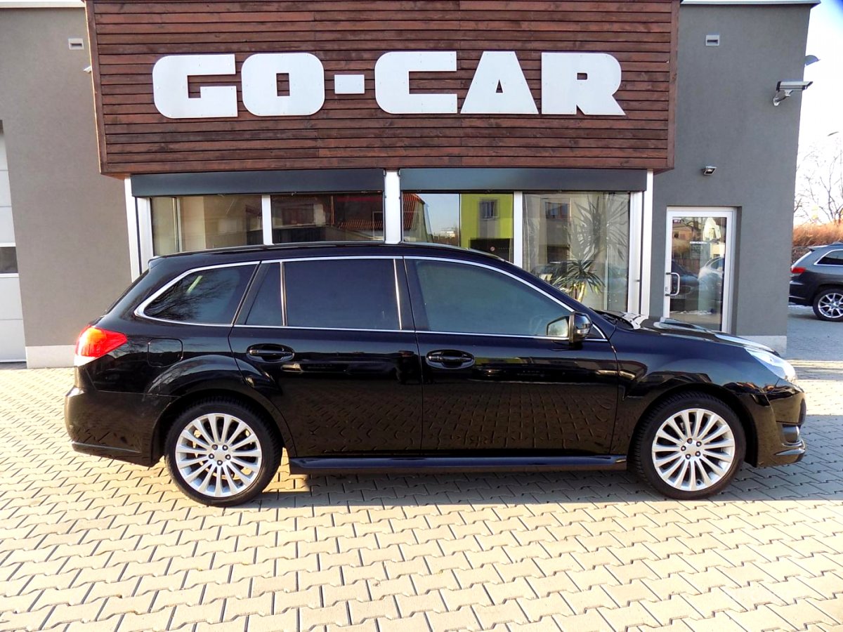 Subaru Legacy, 2011 - celkový pohled