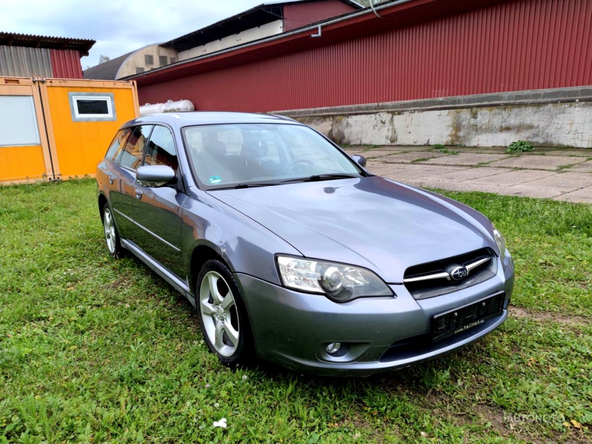 Subaru Legacy, 2006 - celkový pohled