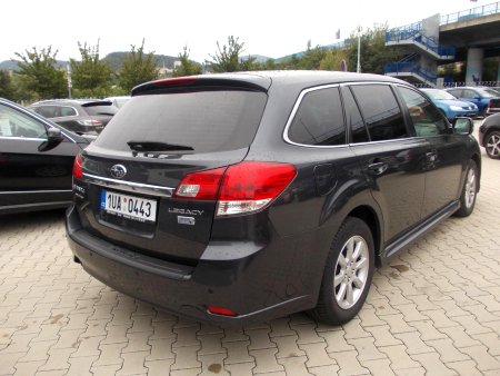 Subaru Legacy, 2010 - pohled č. 3