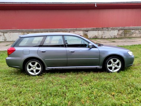 Subaru Legacy, 2006 - pohled č. 2