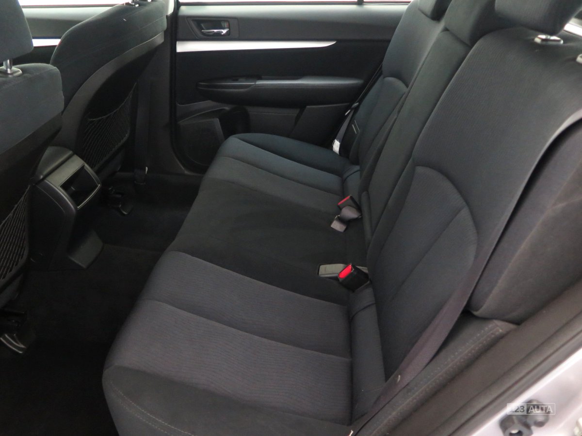 Subaru Outback, 2011 - pohled č. 14