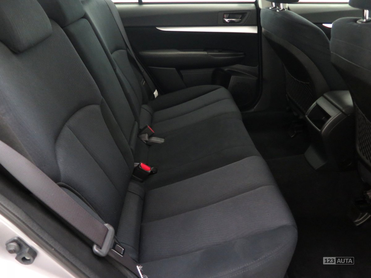 Subaru Outback, 2011 - pohled č. 15