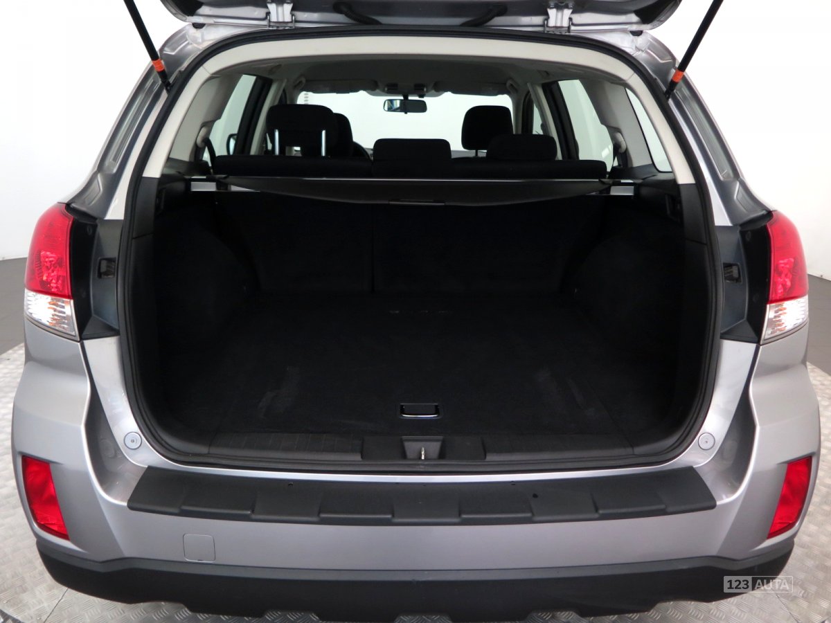 Subaru Outback, 2011 - pohled č. 16
