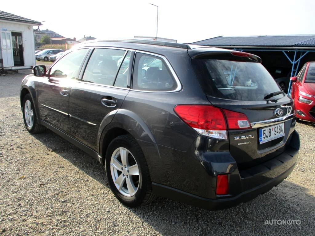 Subaru Outback, 2013 - pohled č. 3