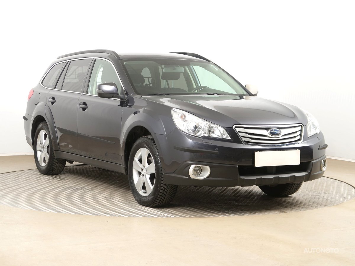 Subaru Outback, 2012 - celkový pohled