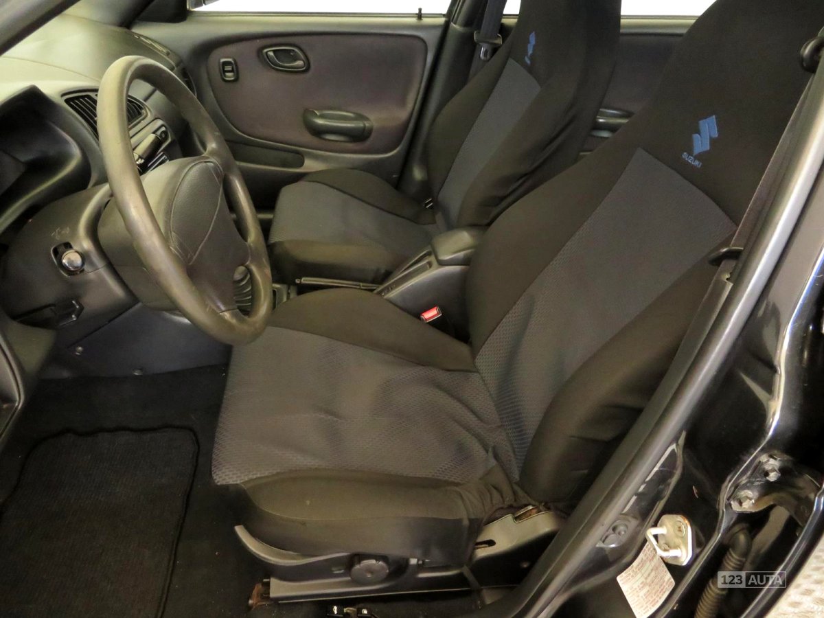 Suzuki Baleno, 1996 - pohled č. 11