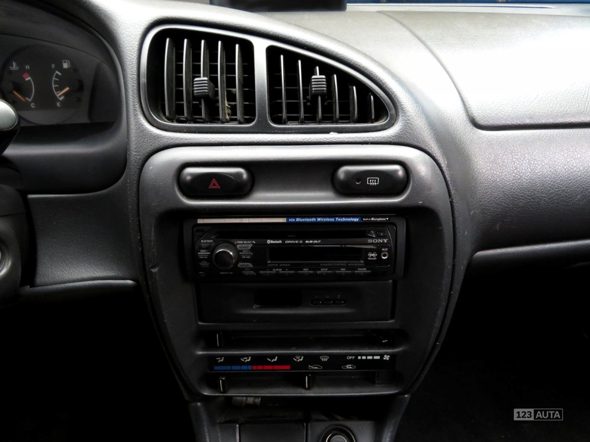 Suzuki Baleno, 1996 - pohled č. 13