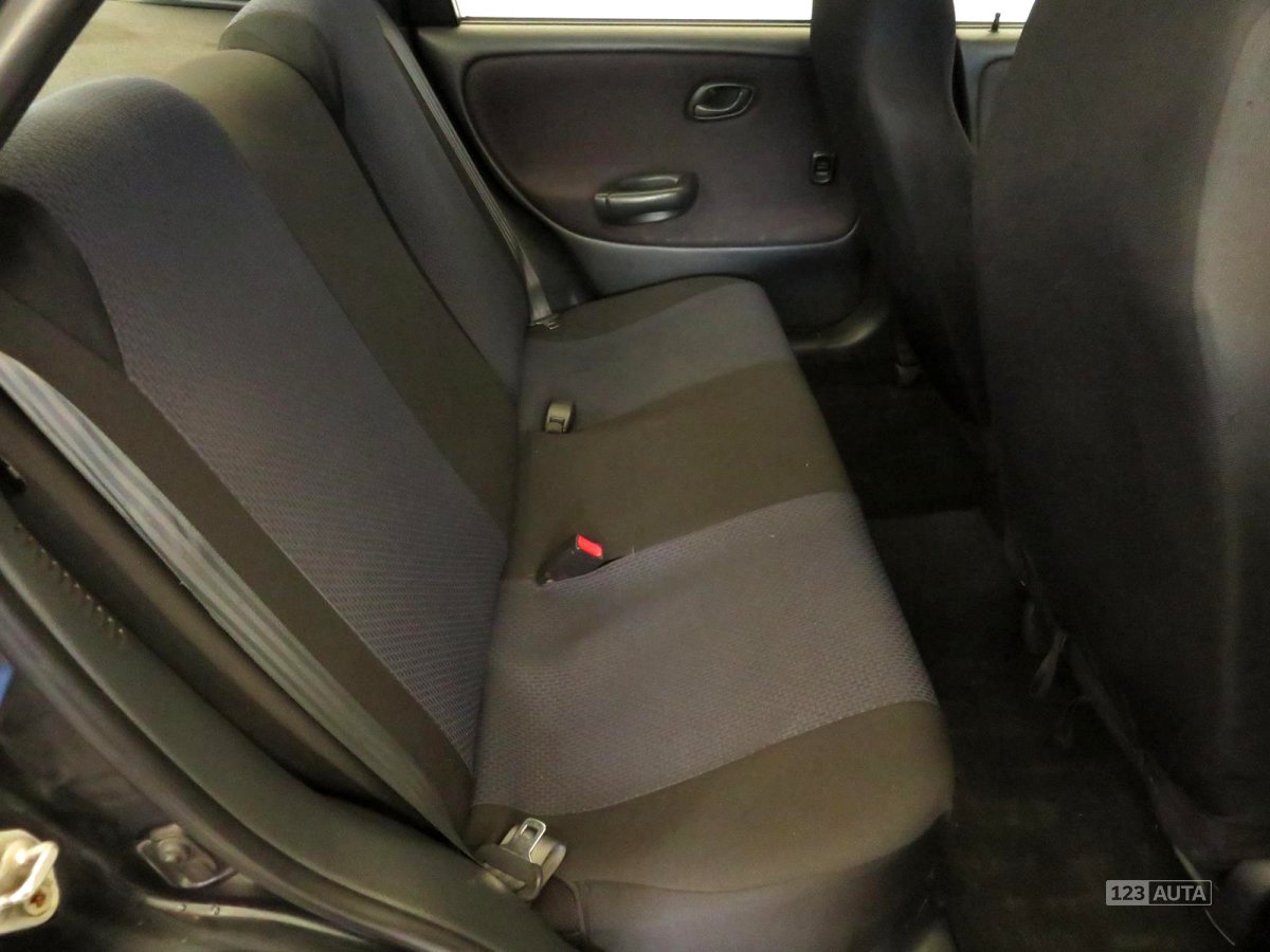 Suzuki Baleno, 1996 - pohled č. 15