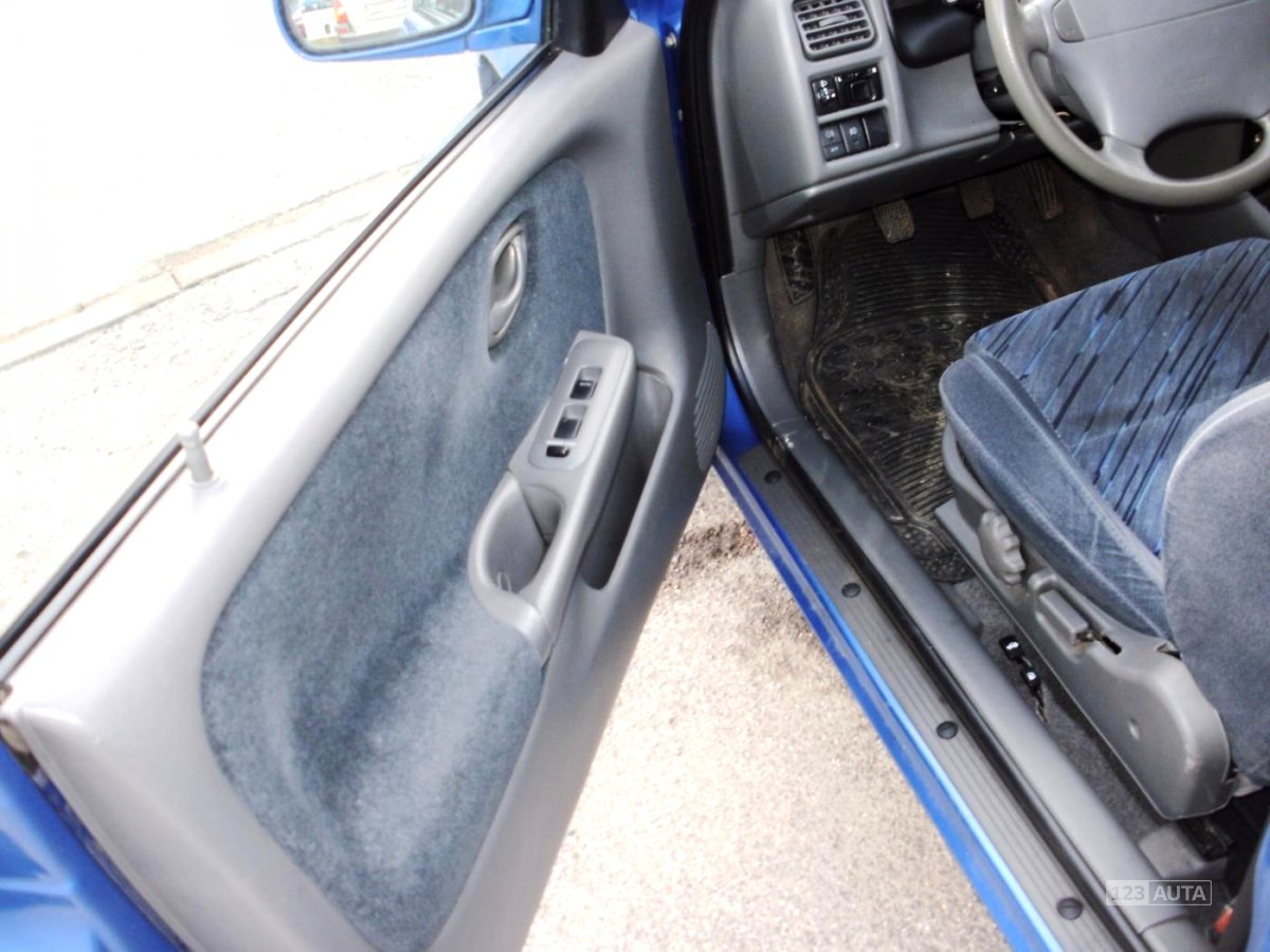 Suzuki Baleno, 2000 - pohled č. 4