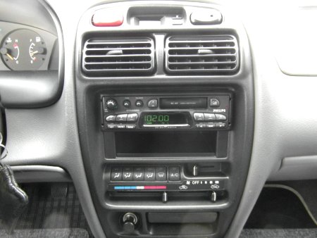 Suzuki Baleno, 2000 - pohled č. 11