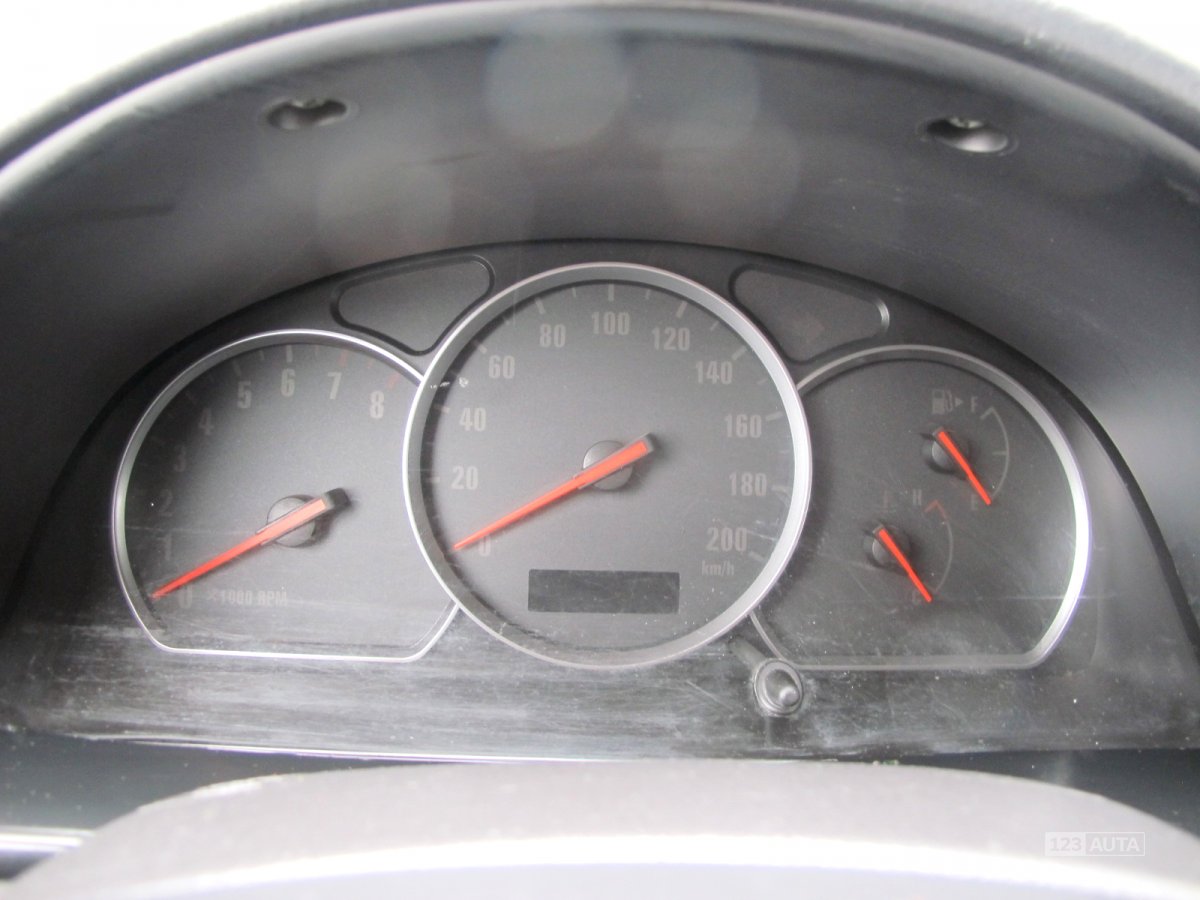 Suzuki Grand Vitara, 2004 - pohled č. 10