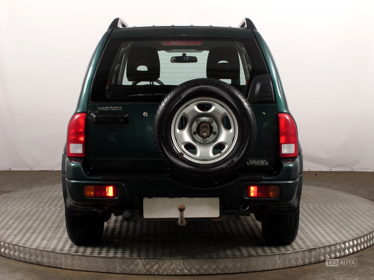 Suzuki Grand Vitara, 2004 - pohled č. 6