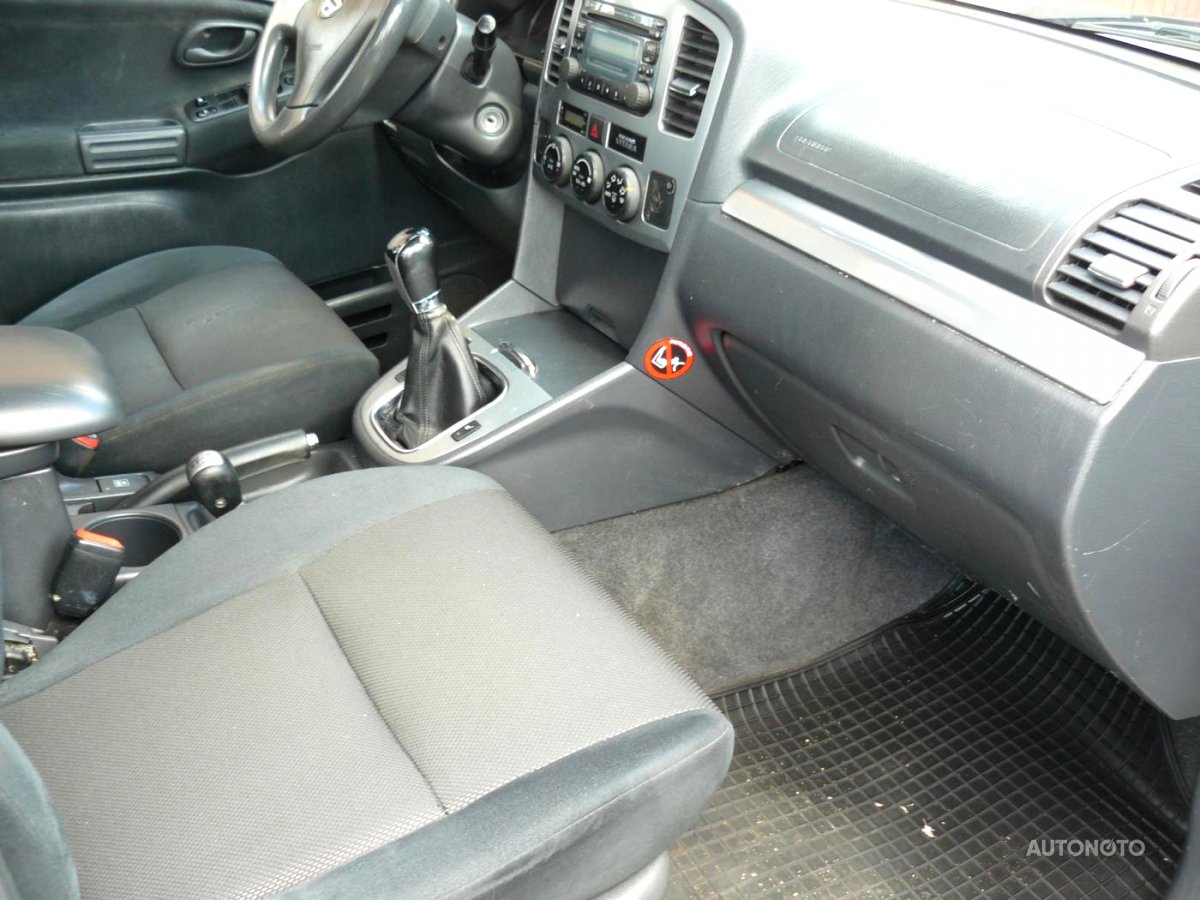 Suzuki Grand Vitara, 2004 - pohled č. 10