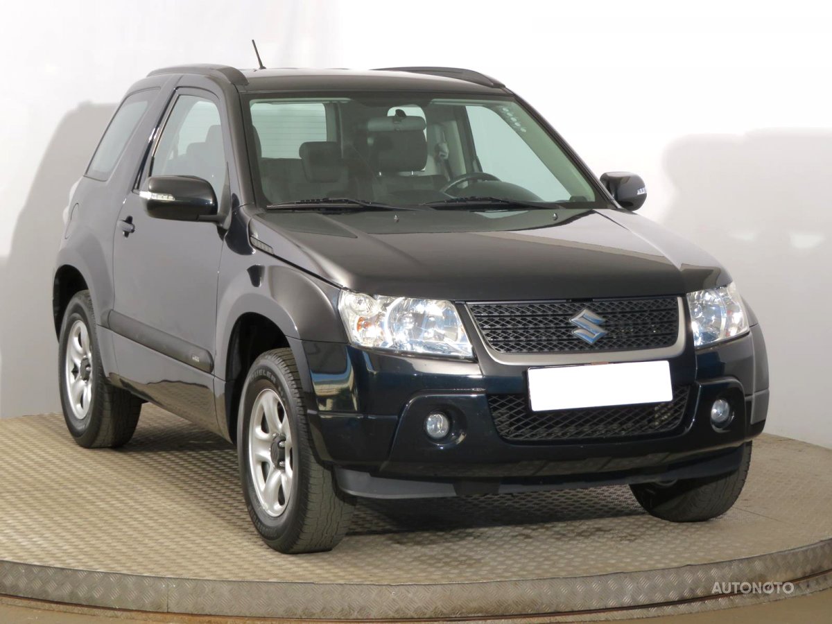 Suzuki Grand Vitara, 2010 - celkový pohled