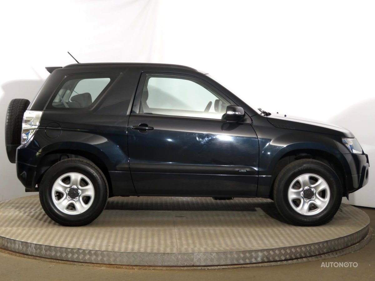 Suzuki Grand Vitara, 2010 - pohled č. 8
