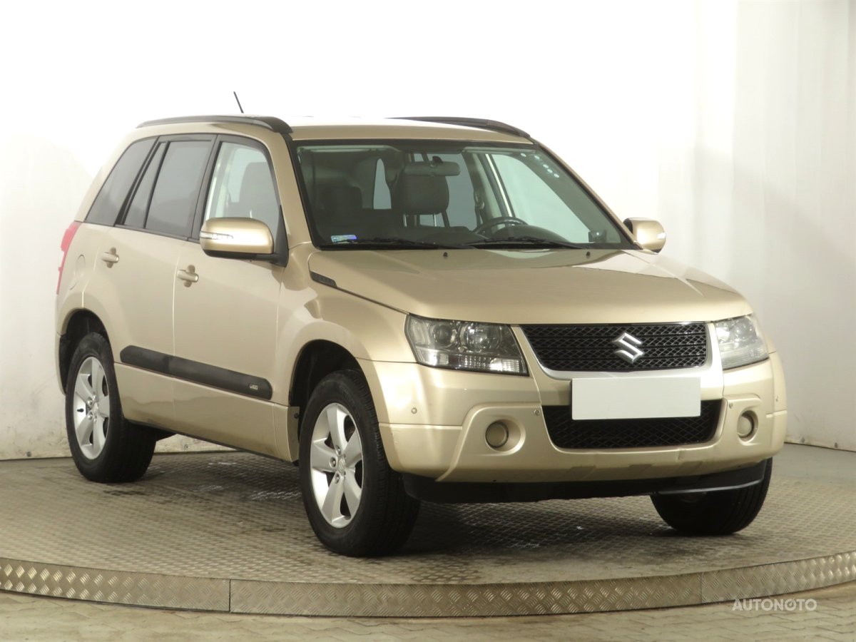 Suzuki Grand Vitara, 2010 - celkový pohled