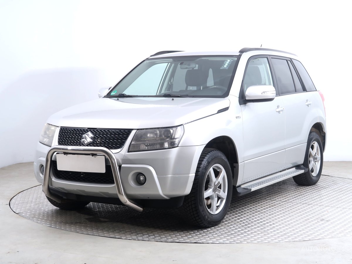 Suzuki Grand Vitara, 2010 - pohled č. 3