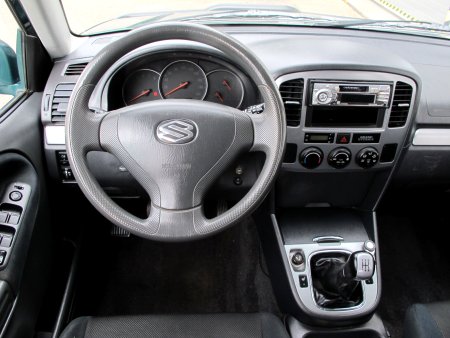 Suzuki Grand Vitara, 2004 - pohled č. 9