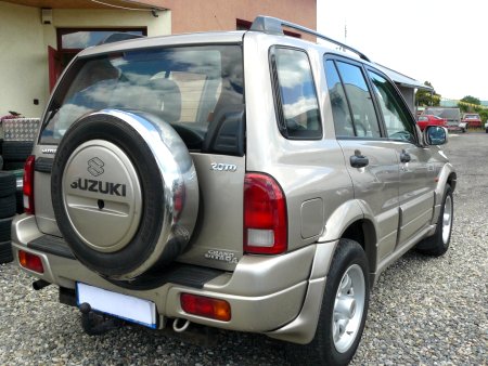 Suzuki Grand Vitara, 2004 - pohled č. 4