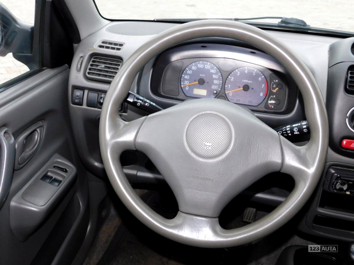 Suzuki Ignis, 2000 - pohled č. 8