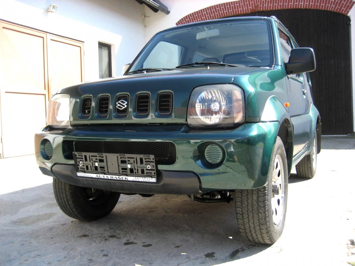 Suzuki Jimny, 2002 - celkový pohled