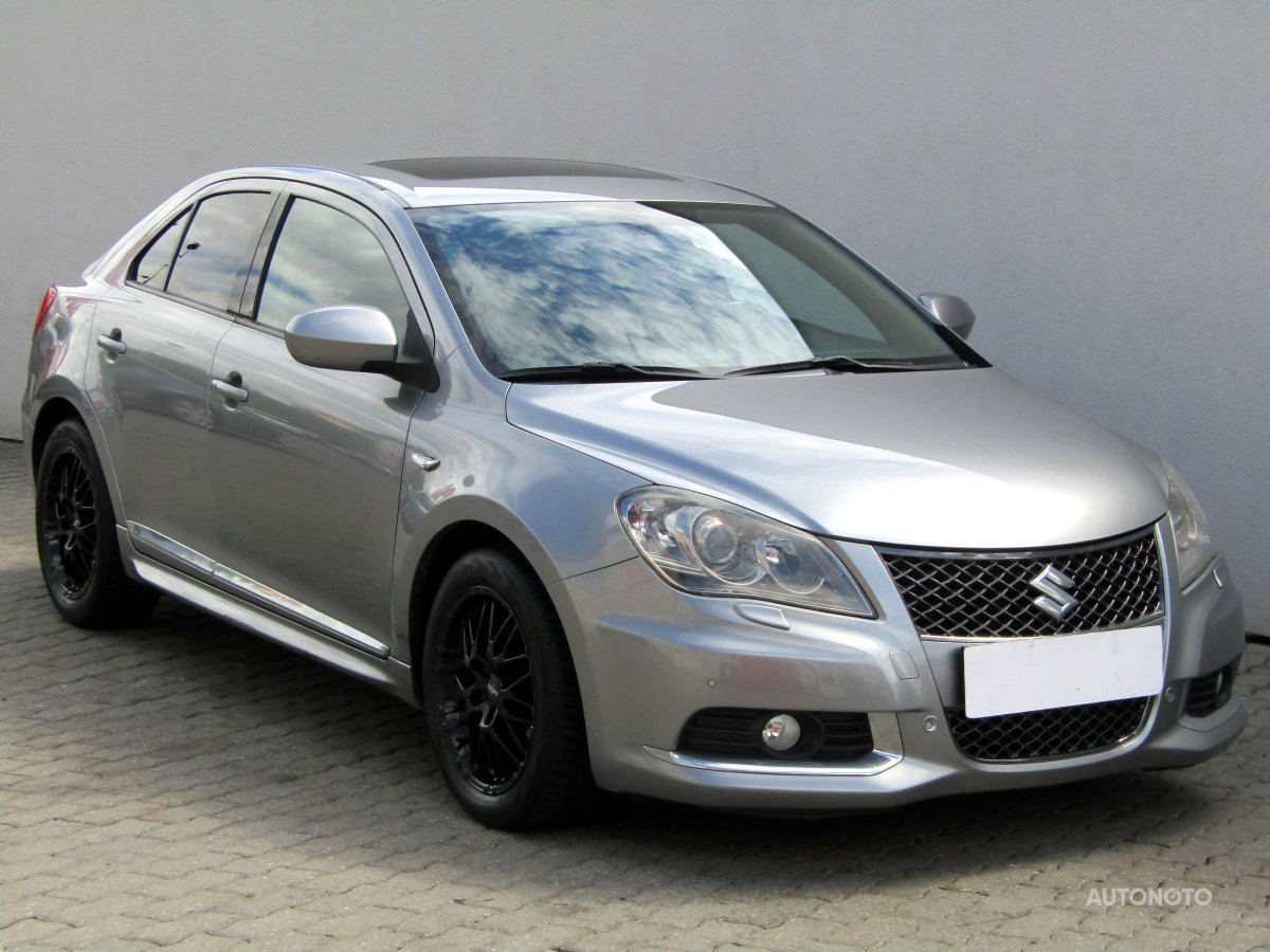 Suzuki Kizashi, 2011 - pohled č. 1