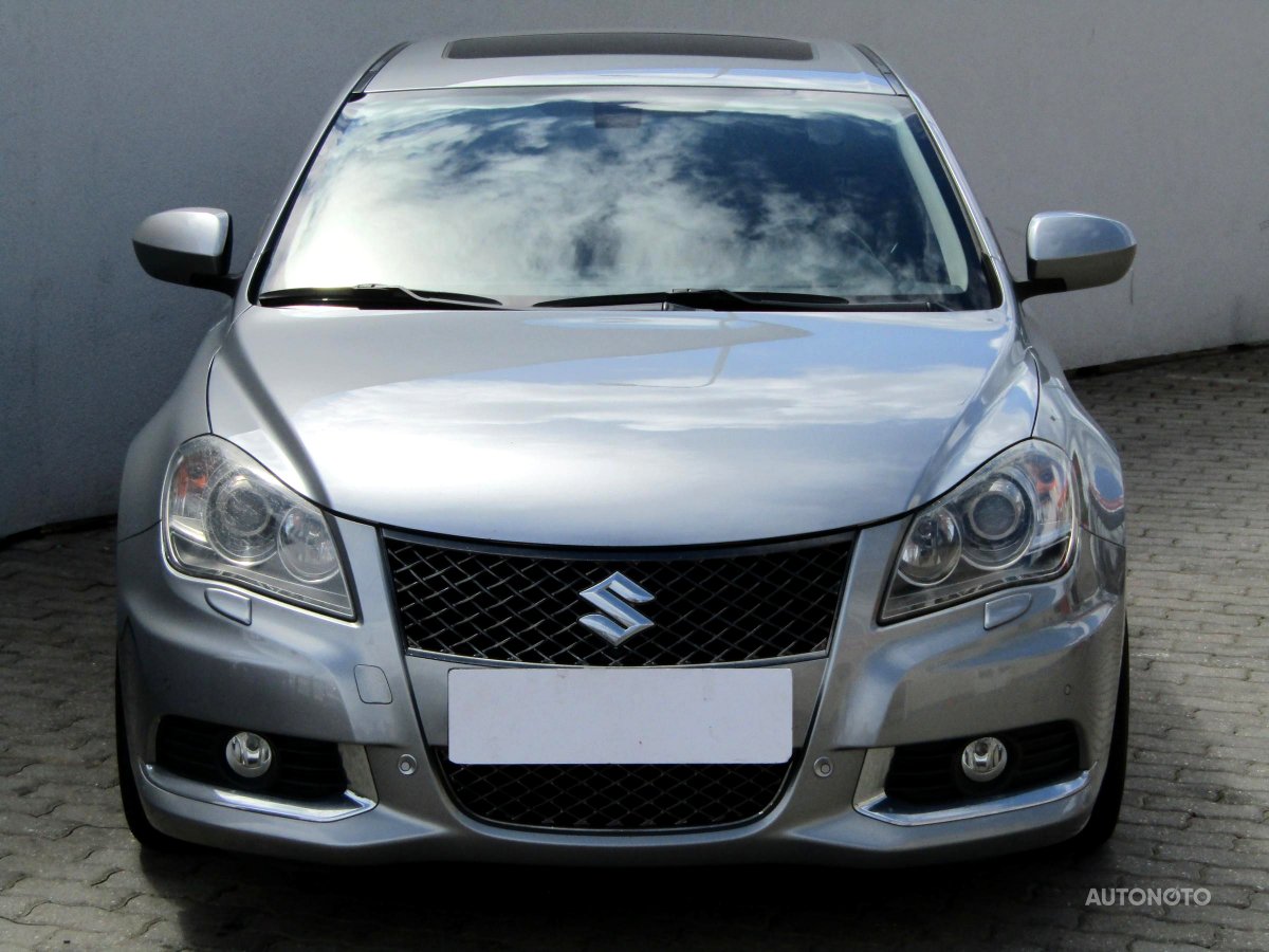 Suzuki Kizashi, 2011 - pohled č. 2